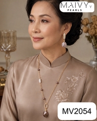 MV2054 | Set Dây Chuyền Và Bông Tai Ngọc Trai Cúc Áo Hồng Ánh Tím - Trẻ Trung, Tôn Da Và Tinh Tế