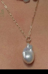 Dây chuyền vuông mặt Baroque