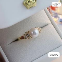 MV2572 - Nhẫn bạc 925 mạ vàng 18k nhấn viên ngọc trai tròn trắng đính đá xung quanh