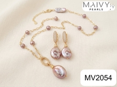 MV2054 | Set Dây Chuyền Và Bông Tai Ngọc Trai Cúc Áo Hồng Ánh Tím - Trẻ Trung, Tôn Da Và Tinh Tế