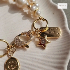MV2254 - Lắc tay đôi trai trắng dị mix charm