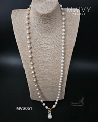 MV2051 -  Dây Chuyền Baroque Trắng Dài Quấn 2 Vòng Kèm Mặt