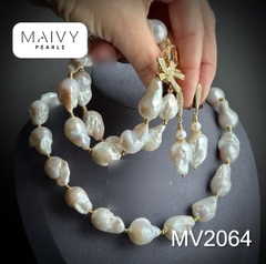 MV2064 - Set Trai Baroque Trắng Charm Nơ Gồm 3 Sản Phẩm Dây Chuyền/ Lắc Tay/Bông Tai 2 Màu Mạ Vàng/Xi Kim