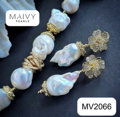 MV2066 - Set Ngọc Trai Baroque Trắng Mix Charm Gồm Lắc Tay/Bông Tai