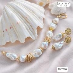 MV2066 | Set Lắc Tay Và Bông Tai Ngọc Trai Baroque Trắng Phối Charm - Cổ Điển Mà Trẻ Trung