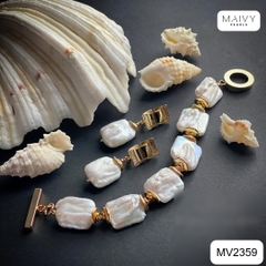 MV2359 - Set lắc tay bông tai ngọc trai baroque vuông màu trắng mix charm bạc 925 mạ vàng 18k