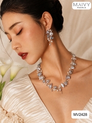 MV2428 - Set ngọc trai keshi mix trai gạo nhí màu trắng gồm dây chuyền và bông tai kết thả dài dáng móc