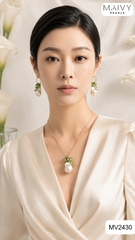 MV2430 - Bông tai đá xanh lá tự nhiên nhấn ngọc trai baroque trắng khuyên móc