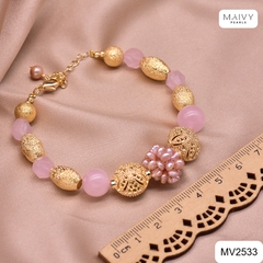 MV2533 - Lắc tay ngọc trai nhí màu hồng kết chùm mix đá hồng charm bạc 925 mạ vàng 18k