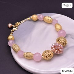MV2533 - Lắc tay ngọc trai nhí màu hồng kết chùm mix đá hồng charm bạc 925 mạ vàng 18k