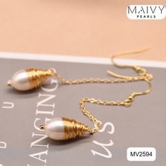 MV2594 - Bông tai ngọc trai trắng dáng dài thả rơi quấn viền bạc 925 mạ vàng 18l