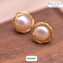 MV2597 - Bông tai ngọc trai ngọt tròn trắng quấn viền bạc 925 mạ vàng 18k