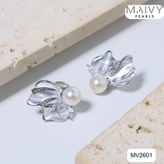 MV2601- Bông tai dáng vây cá nhấn ngọc trai trắng size 5-6mm