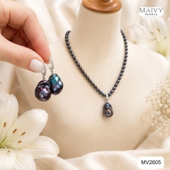 MV2605 - set dây chuyền trai gạo, bông tai trai Baroque ánh lông công