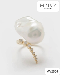 MV2606 - Nhẫn freesize nhấn ngọc trai baroque trắng