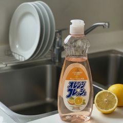 Nước rửa bát Rocket 600ml - hương cam (new)
