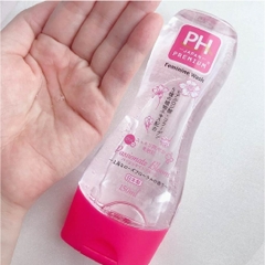 Dung dịch vệ sinh phụ nữ pH Care Japan Premium 150ml (4 loại) (Passion Blossom)