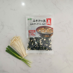 Canh rong biển đậu hủ ICB, 110g/gói, 30 gói/ thùng