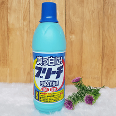 Nước tẩy trắng quần áo Rocket 600ml