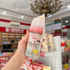 Bình sữa Pigeon cổ rộng nhựa PPSU thế hệ thứ 3 Nhật Bản 240ml hình Gấu
