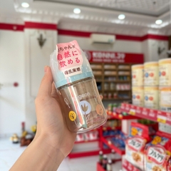 Bình sữa Pigeon cổ rộng 160ml - hình hoa (núm SS)