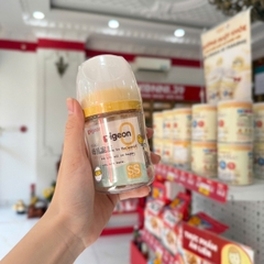 Bình sữa Pigeon cổ rộng 160ml - hình con gà (núm SS)