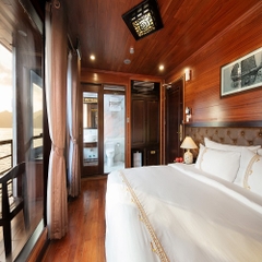 Du thuyền V'Spirit Premier Cruise