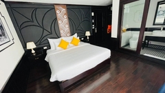 Du thuyền Sky Cruise