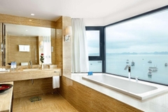 Combo Du thuyền Leona + Khách sạn Radisson Blu Hạ Long