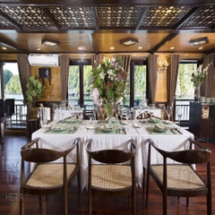 Du thuyền Hera Grand Luxury Cruise