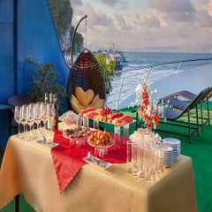 Du thuyền Cozy Bay Premium Cruise