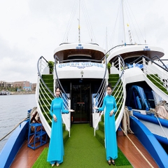 Tàu Queen Cruise ( Tàu ngày)