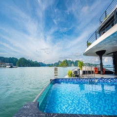 Du thuyền Velar of the seas (2N1Đ)