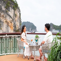 Du thuyền Serenity Premium Cruises 5*