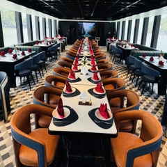 Du thuyền Serenity Grandeur Cruises 5*