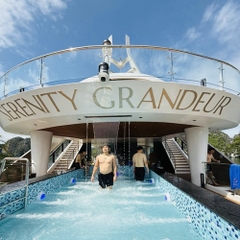 Du thuyền Serenity Grandeur Cruises 5*