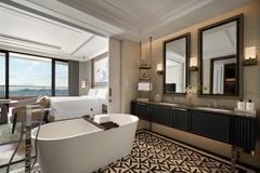 Combo Du thuyền Leona + Khách sạn InterContinental Hạ Long