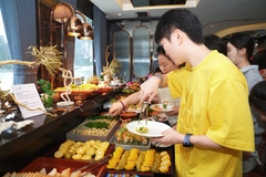 Combo Du thuyền Saquila Yacht + Khách sạn À La Carte Hạ Long