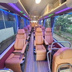 Xe Hoàng Ngân ( Hà Nội - Hạ Long)