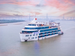 Du thuyền Luna Cruise ( Tour tối)