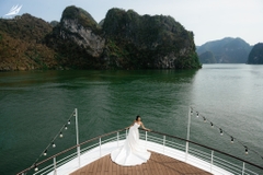 Thuê trọn du thuyền ngủ đêm Capella Cruise tổ chức sự kiện