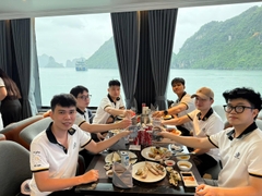Thuê trọn du thuyền trong ngày Taliya Cruise tổ chức sự kiện