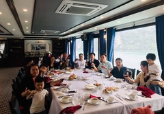 Du thuyền Sky Cruise