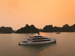 Du thuyền Hera Luxury Day Cruise