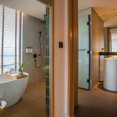 The Yacht Hotel by DC