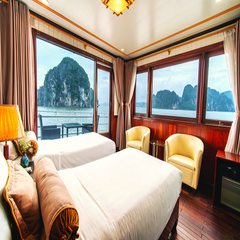 Du thuyền Swan Cruise