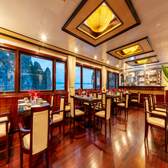Du thuyền Swan Cruise
