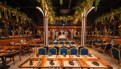 Charter du thuyền Dolphin Hạ Long: Giải pháp tổ chức sự kiện, gala dinner chuyên nghiệp