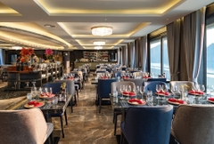Thuê trọn du thuyền ngủ đêm Tulip Cruise tổ chức sự kiện