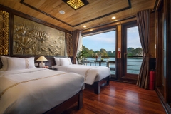 Du Thuyền Perla Dawn Sails